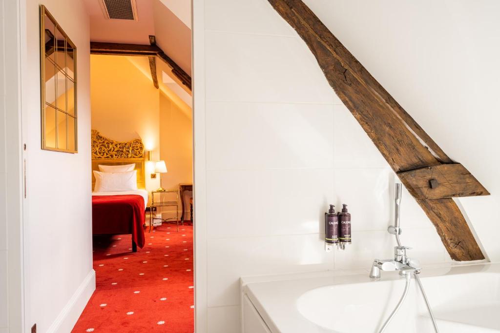 Le Manoir Saint Thomas photo