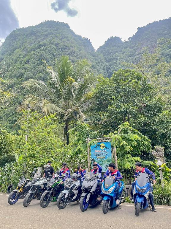 Khao Sok Green Mountain View Bungalows photo