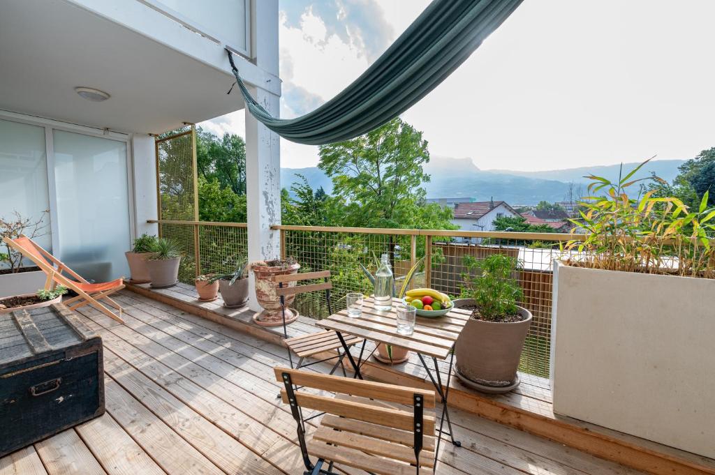 Calme et verdure: vue montagne - terrasse - wifi, Grenoble