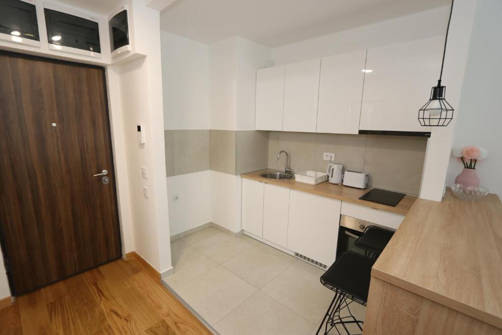 Savada PINK - studio with parking and WiFi, parking 5 eur per day - 2