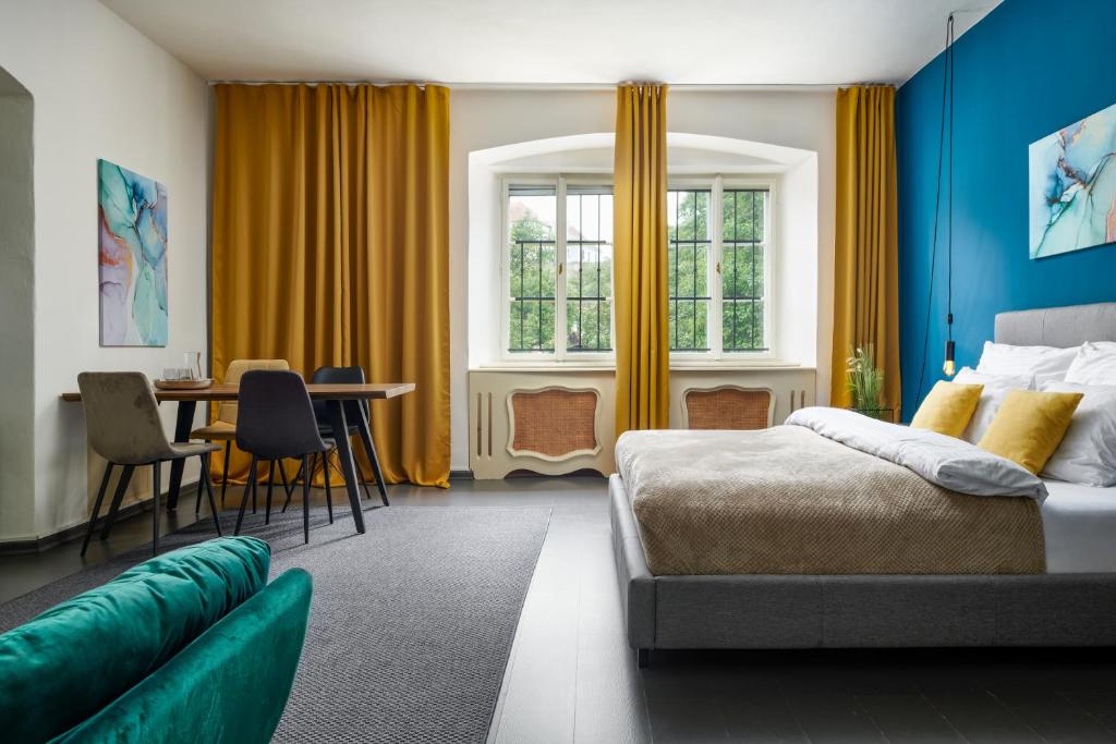 อพาร์ทเมนท์ 1 ห้องนอนพร้อมวิวสวน