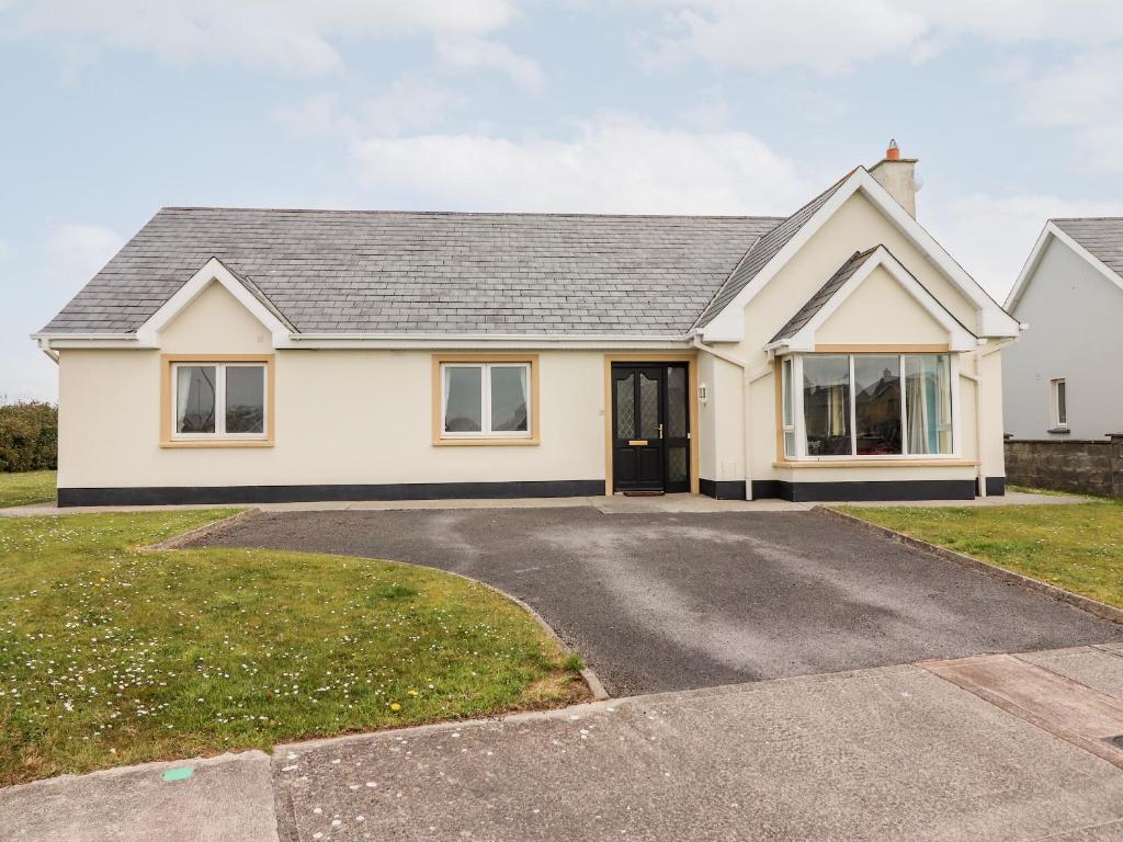 29 Church Field, Doonbeg