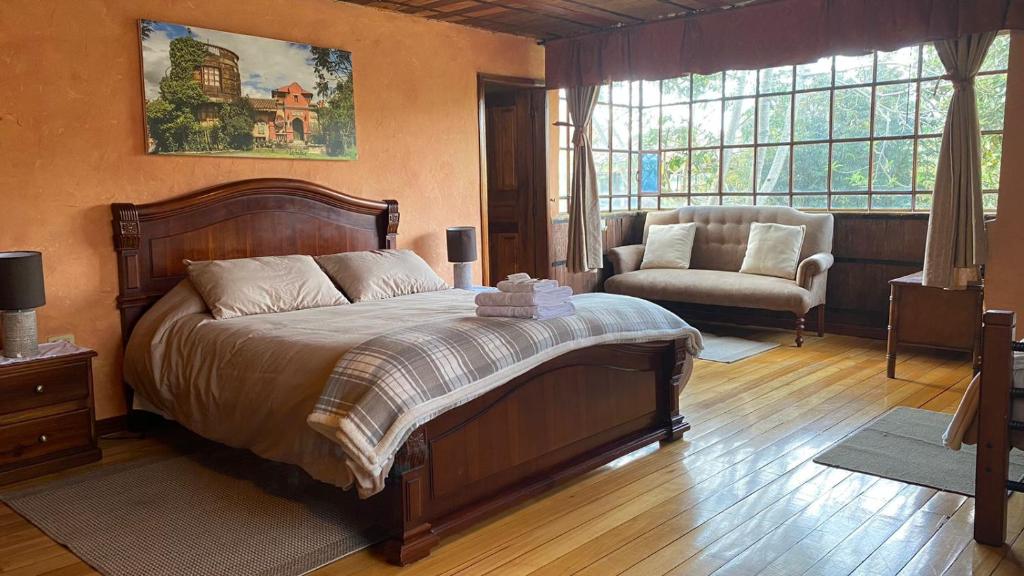 La Antigua Hotel de Montaña - 1