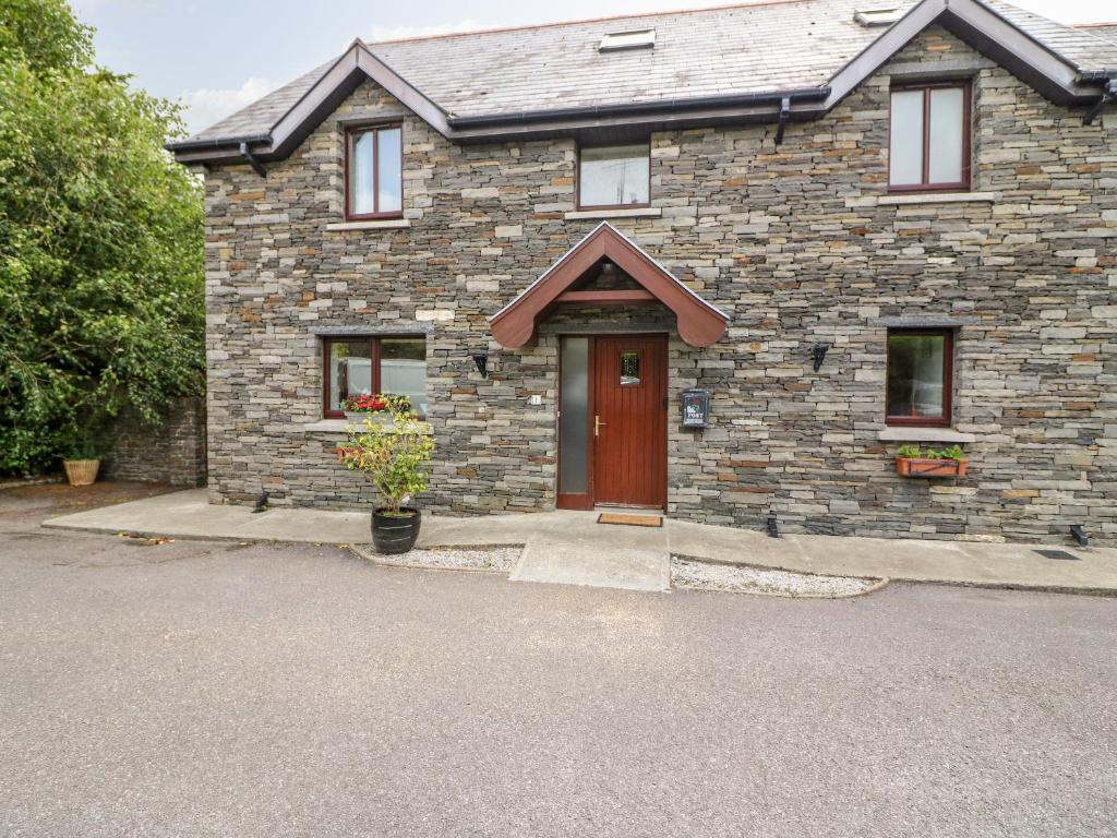 1 The Courtyard, Durrus