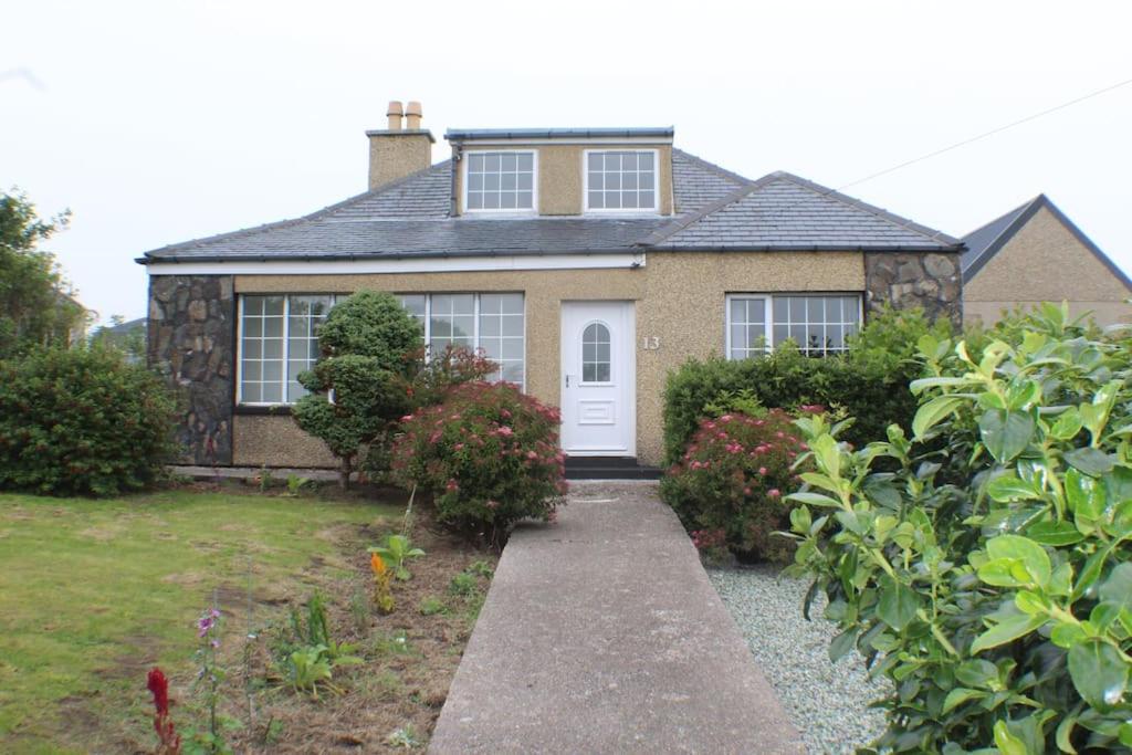 Croft House Retreat, Bragor