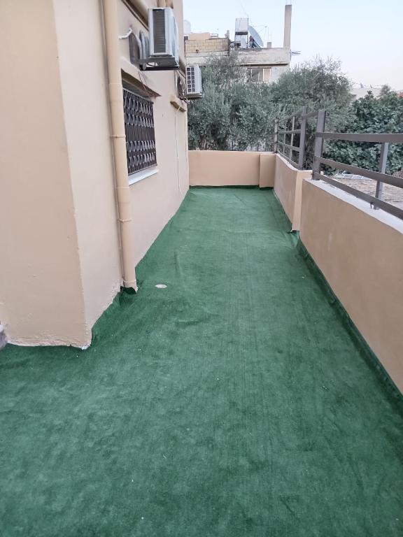 Emile Hotel apartments photo