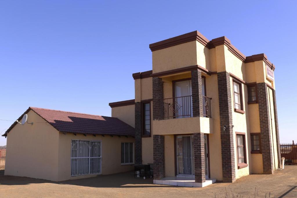 Baobab Tree Guest House photo