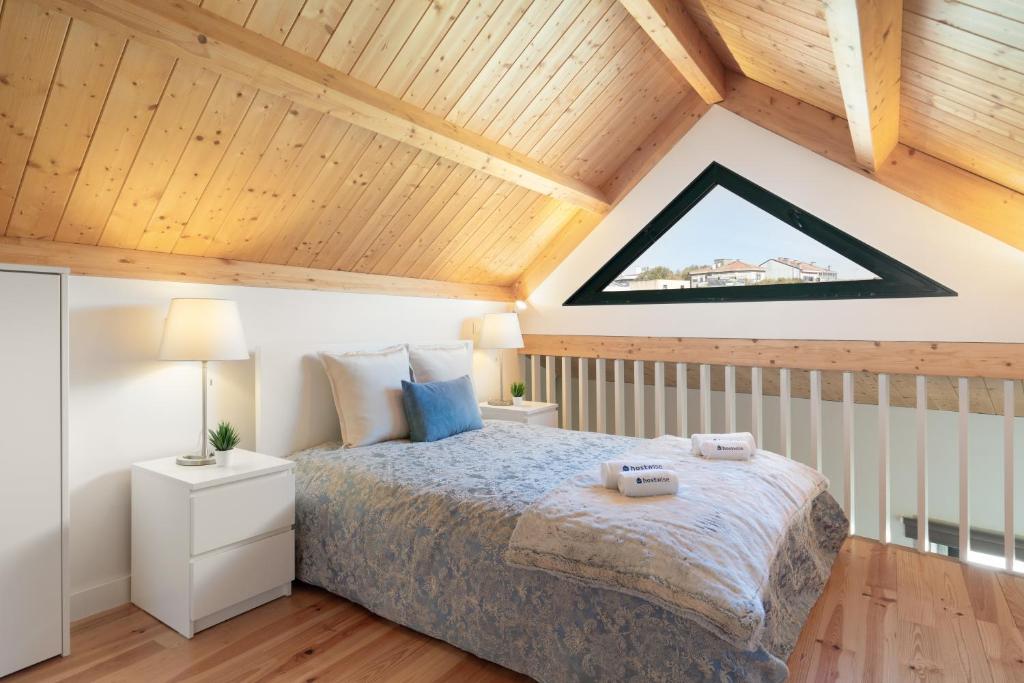 Host Wise - Lovely & Cozy Duplex Flat, Porto