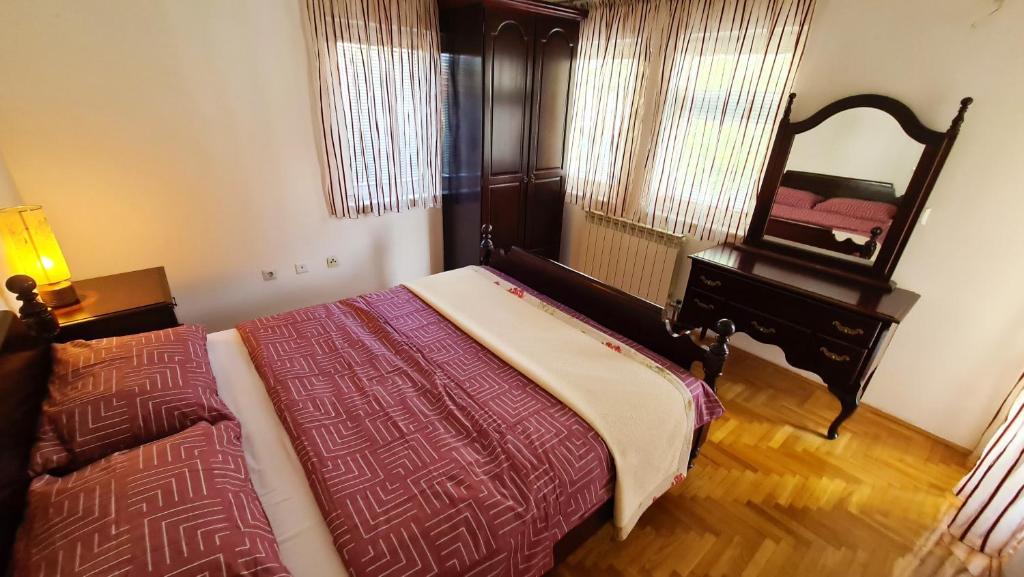 Piano Apartment in city center - Fully equipped - Free parking - 3