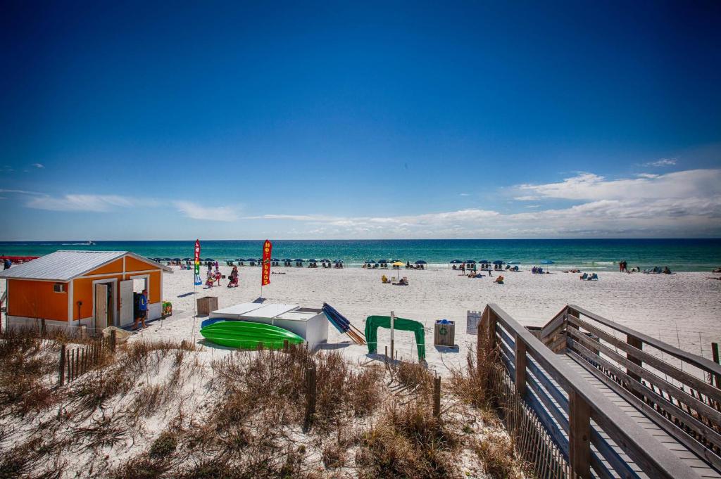 Beachside II by Panhandle Getaways, Destin