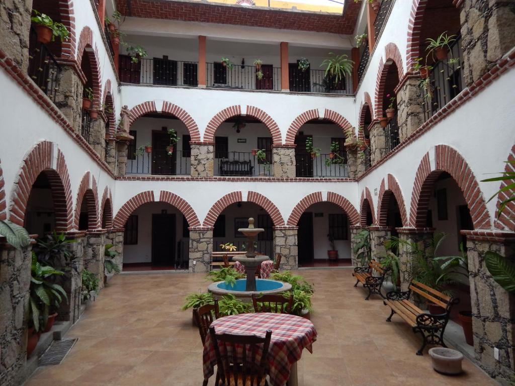Hotel Molino del Rey - 2