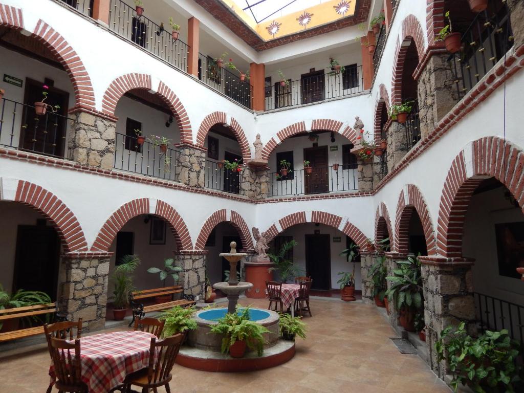 Hotel Molino del Rey - 1