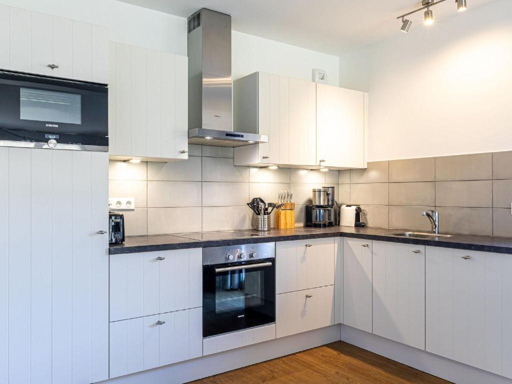 Charming Alps Apartment - 3