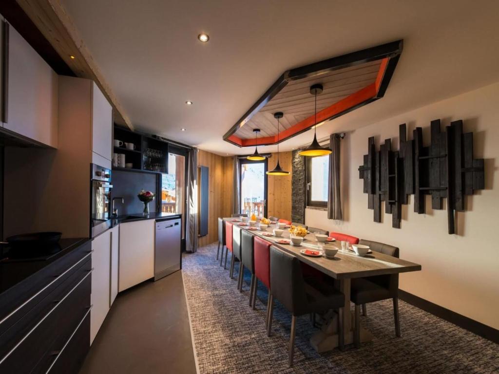 Chalet in Val Thorens near Ski Slopes - 3