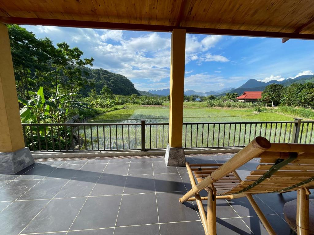 Sky Bay Lodge
