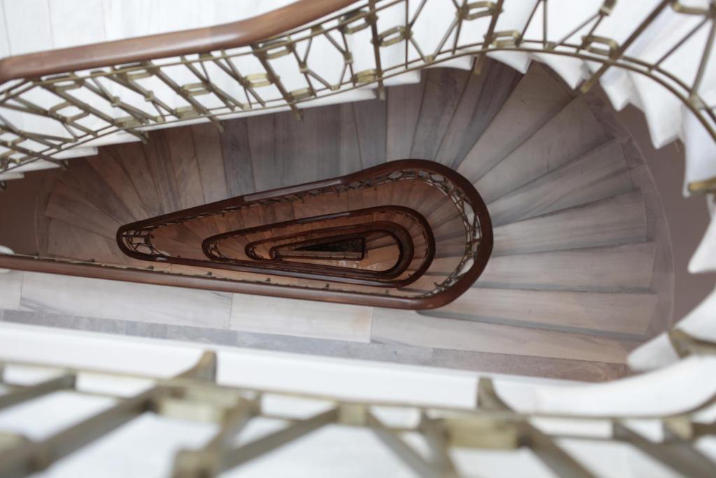 フロント・ロビー