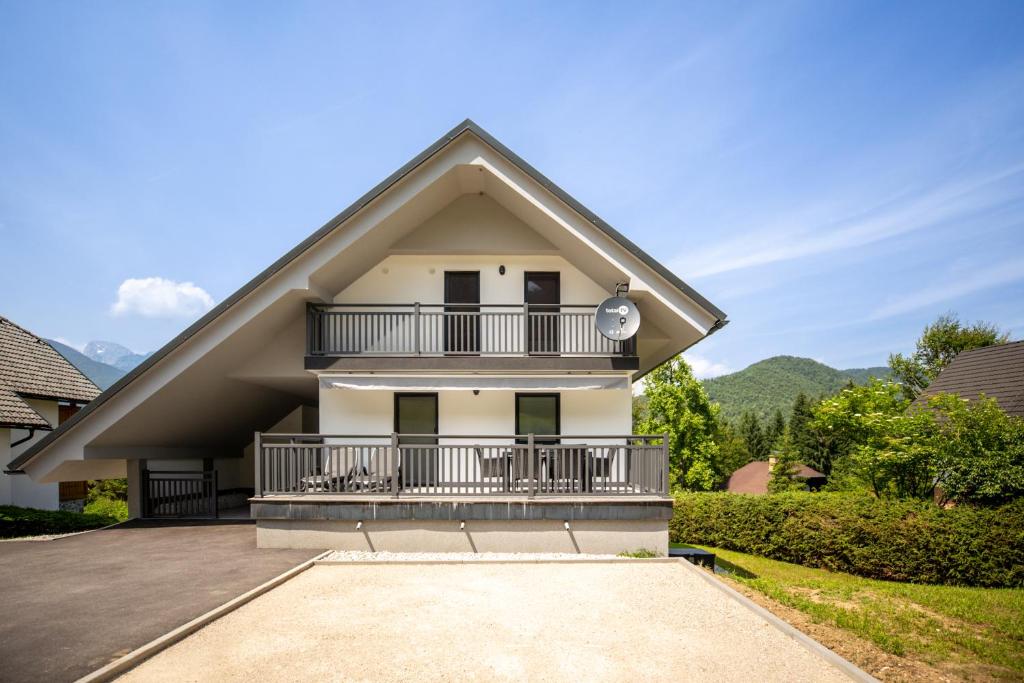 Apartment CRYSTAL AURA 1, Bohinj