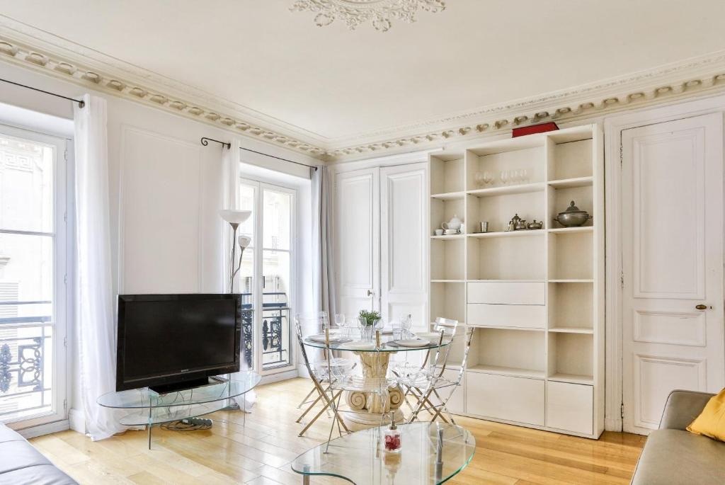 Appartement Quartier Champs-Élysées 3 - 3