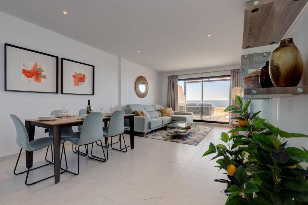 2 Bedroom Penthouse with Sea View @ Estepona Hills - 3