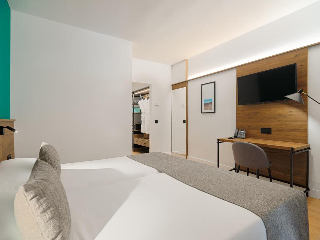 FERGUS Puerto de la Cruz — Hotel rooms in Puerto de la Cruz, Canary Islands