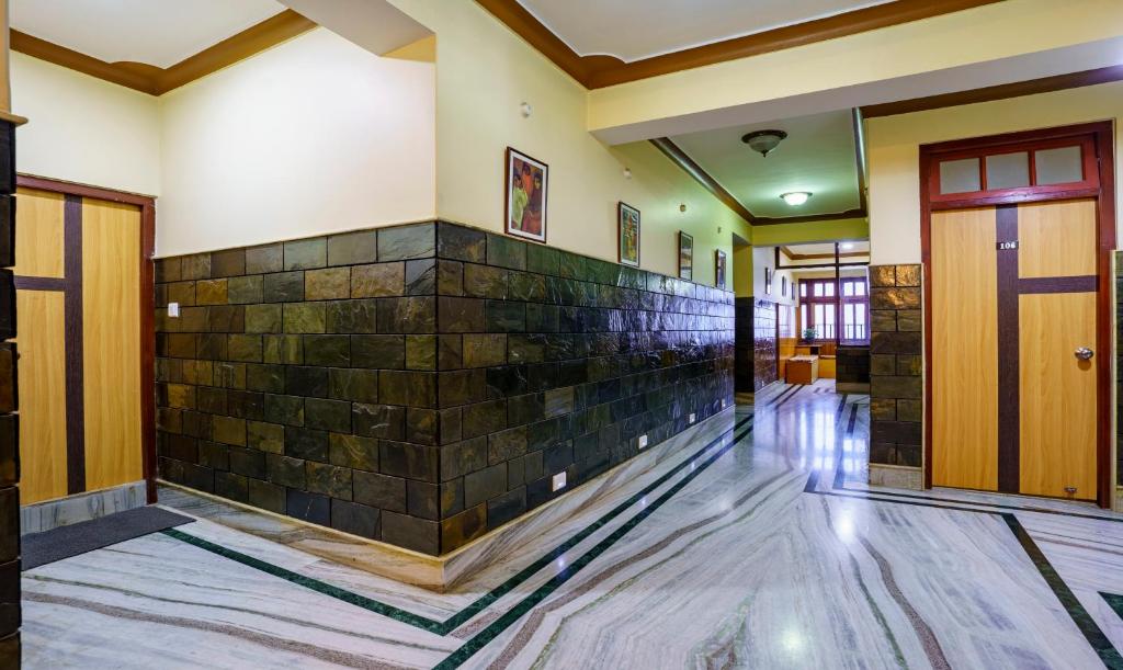 OYO 28589 Hotel Valley View photo