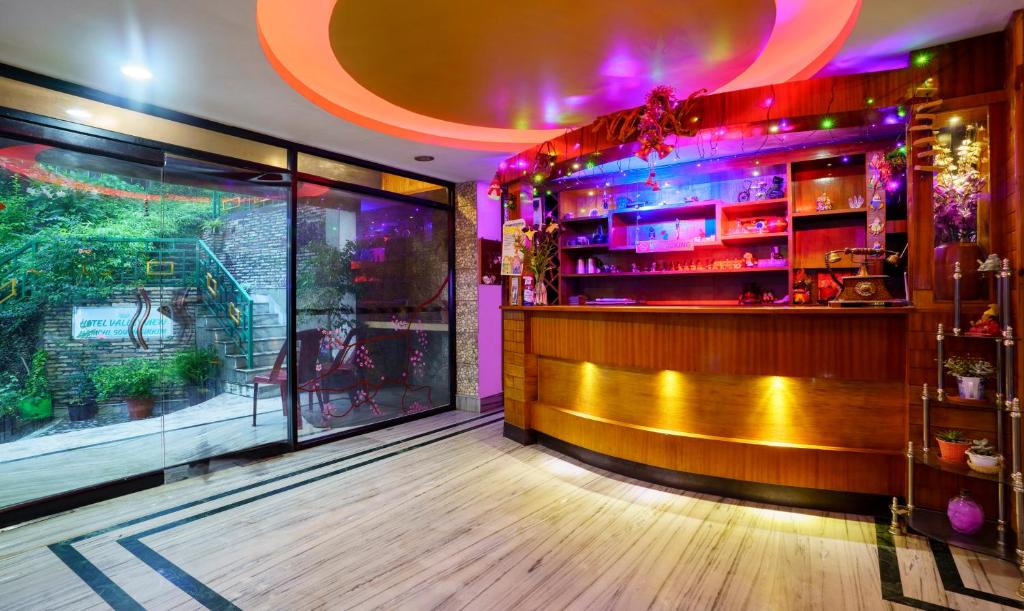 OYO 28589 Hotel Valley View photo