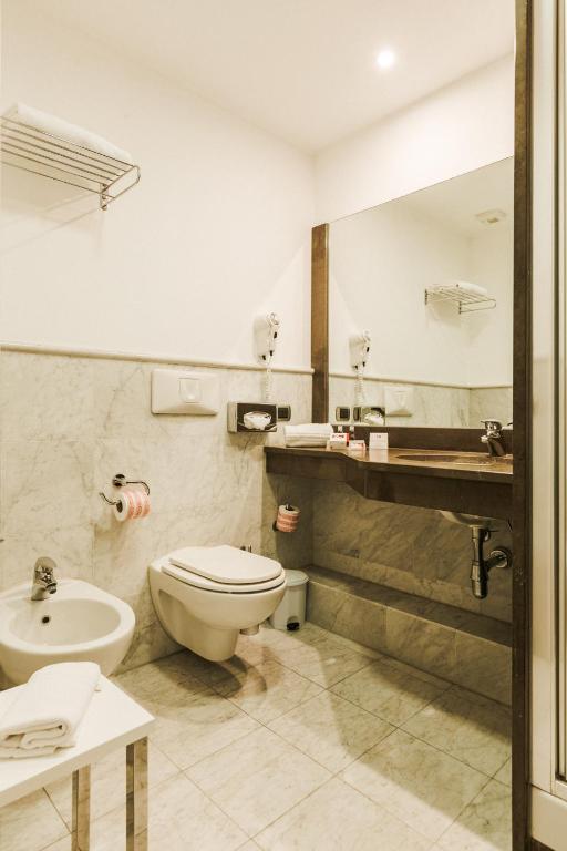 Hotel Carpi photo