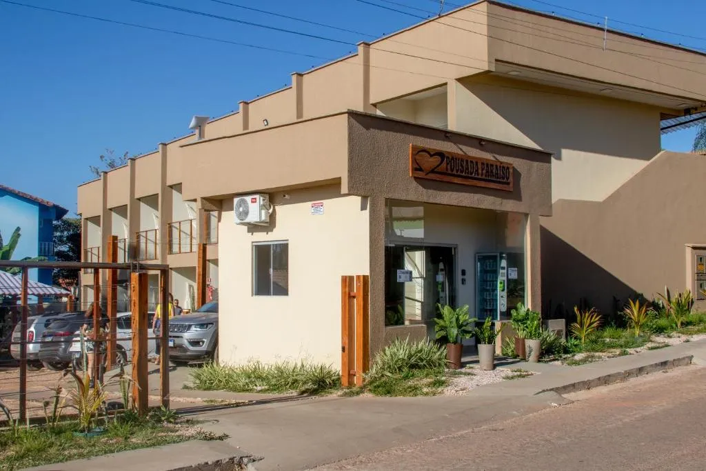Pousada Paraiso，位于戈亚斯州上帕莱索的酒店