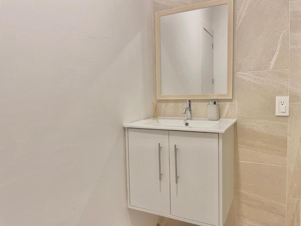 Lujoso, Moderno y acogedor Departamento - 5