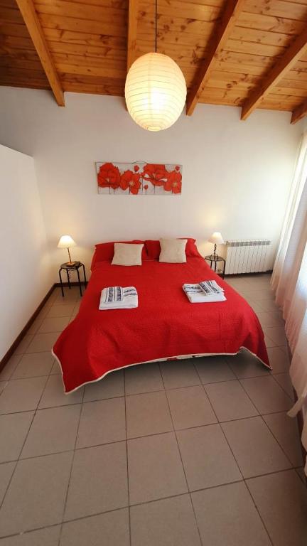 Luminoso a 1 cuadra centro cívico y cervecerías 8 - 2