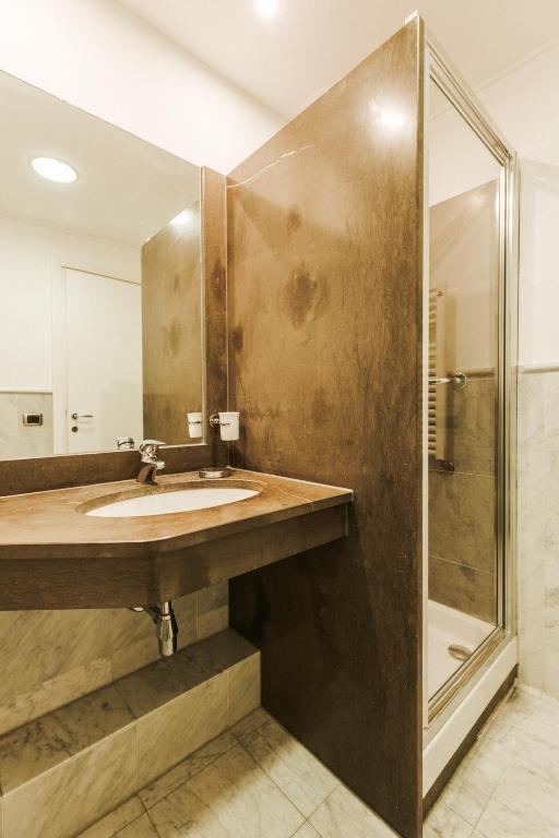 Hotel Carpi photo