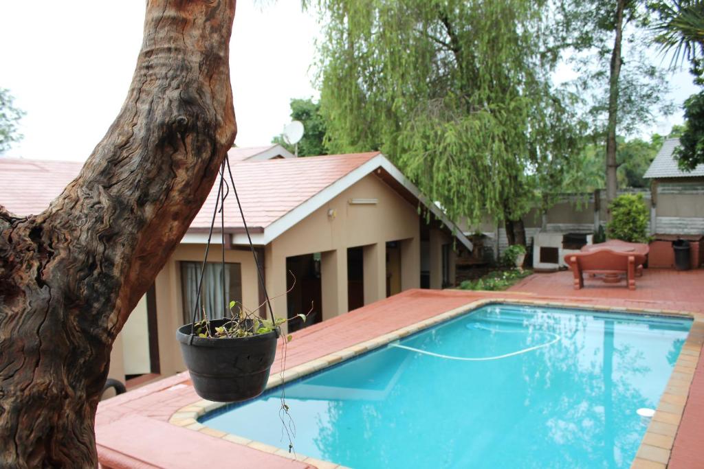 Tzaneen Guest House photo