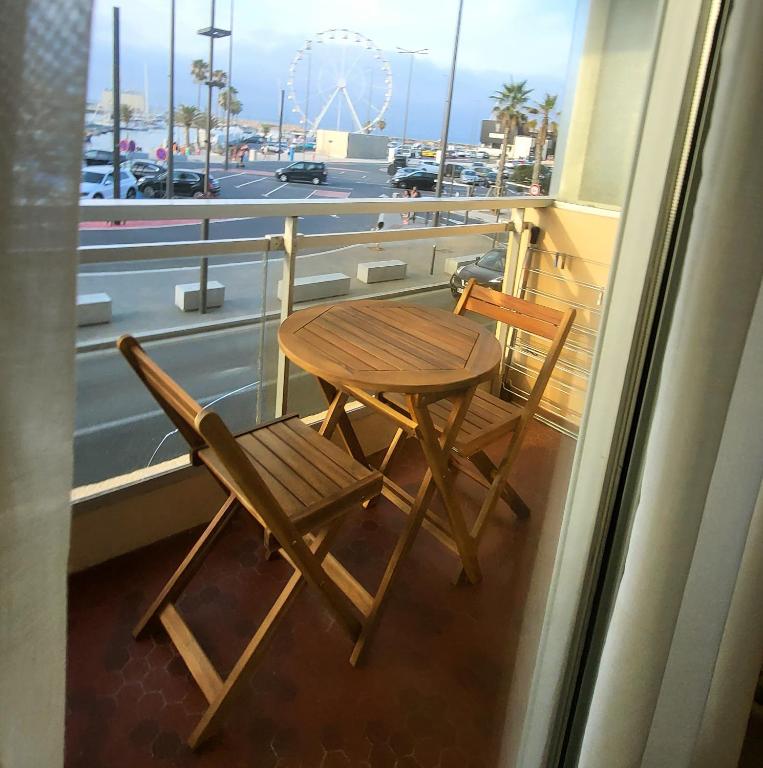 Adorable petit appartement avec magnifique vue sur le port de Canet - 5