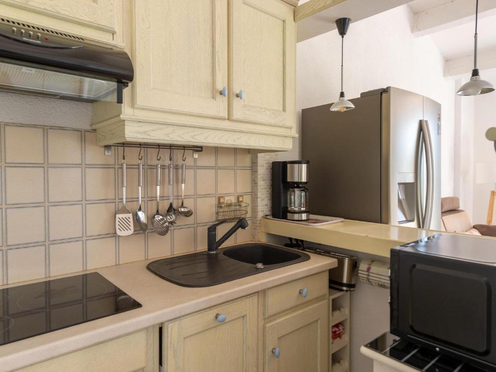 Apartment near Saint Tropez Beach - 5