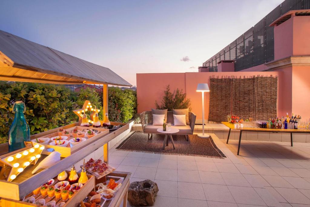 غرفة الاجتماعات/الاحتفالات