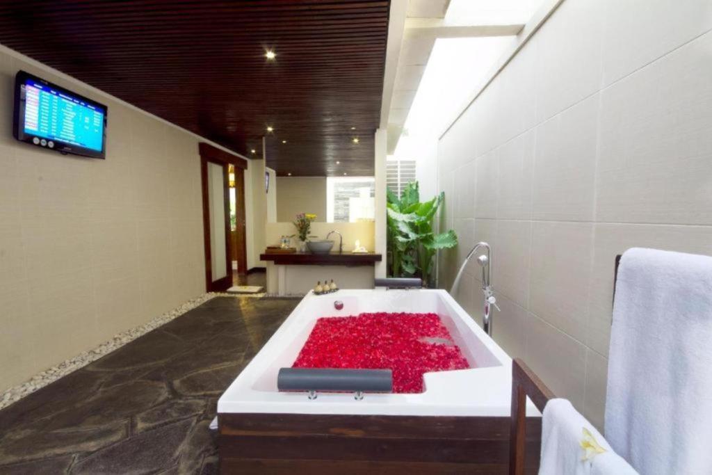 Avery Le Nixsun Villas by Waringin Hospitality