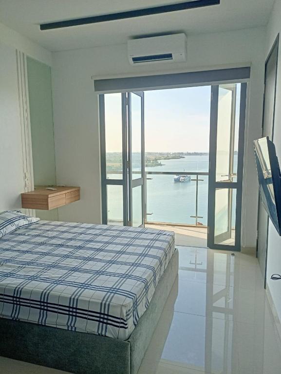 ONE RESIDENCE APARTMEN photo