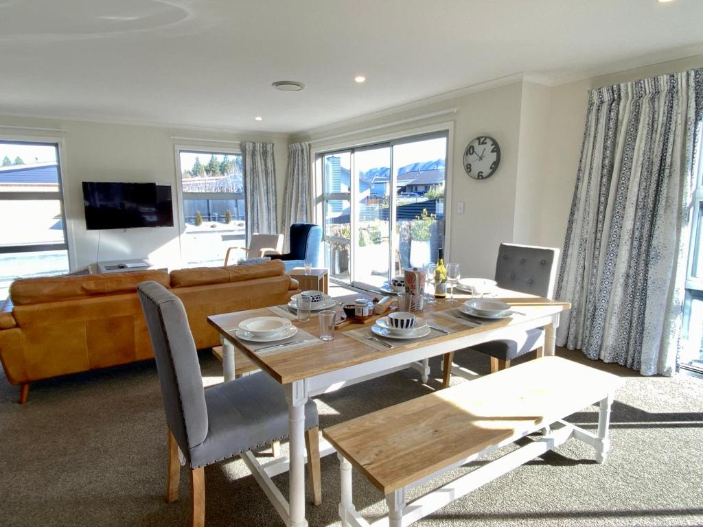 Relax, Refresh, Recharge, Twizel