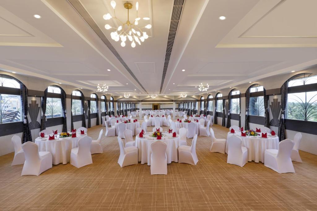 PHLOX HOTEL HUBLI                                                                          photo
