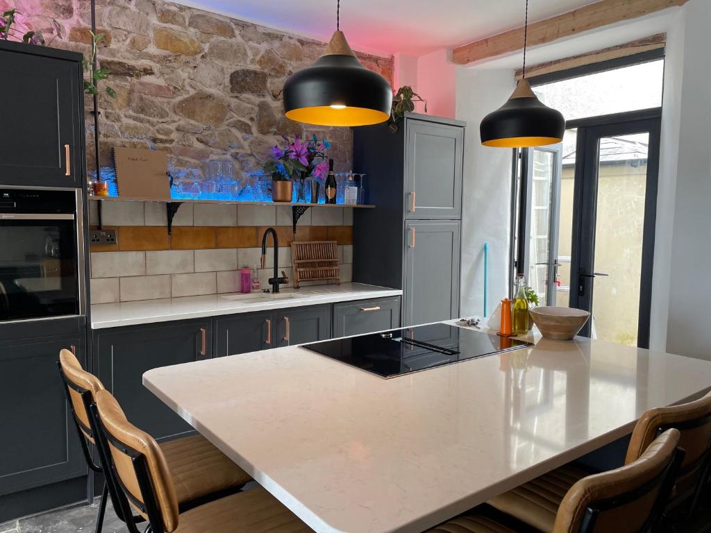 Kitchen, Fistral Court in Newquay