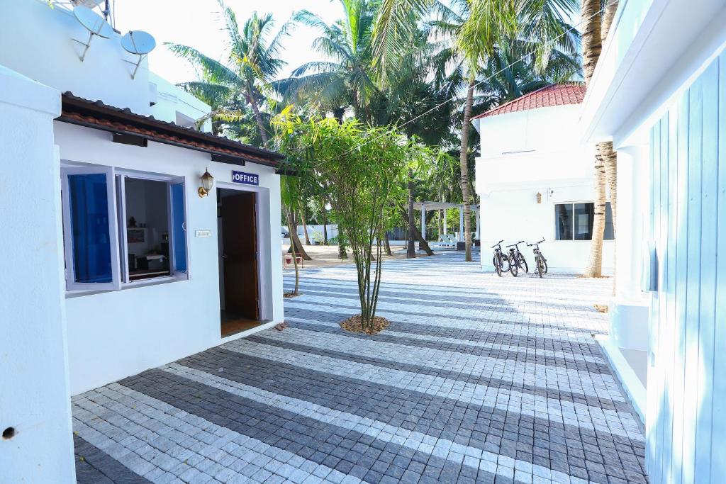 Ellamay Beach Resorts — Hotel in Kuvattur