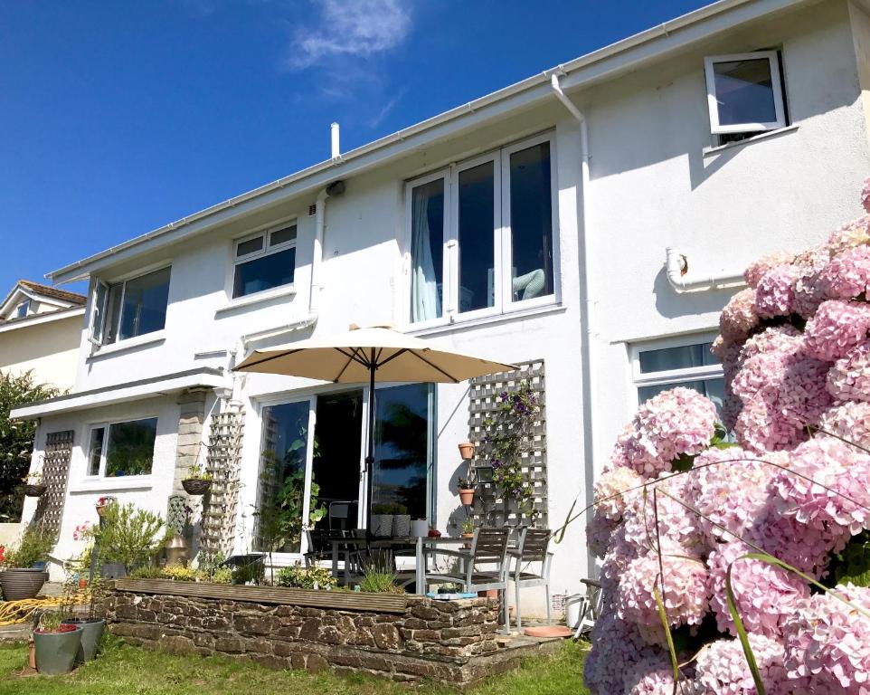 Pasadena, Newquay photo 5