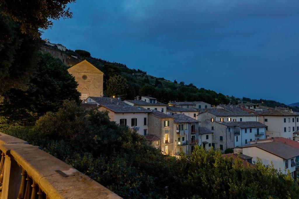 Casa Bel Tramonto con giardino privato a Cortona - 1