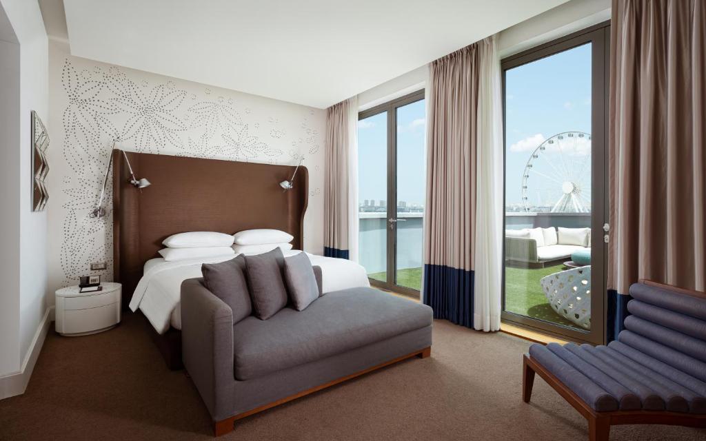 シェラトン バクー イントゥーリスト (Sheraton Baku Intourist)