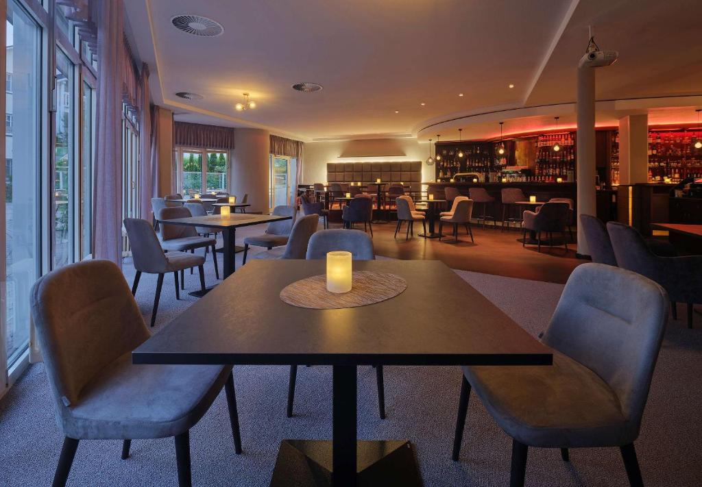 Pub/Lounge