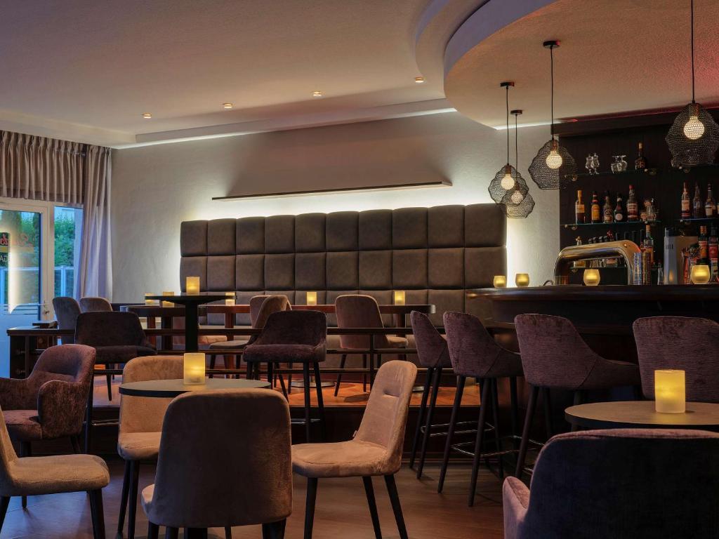 Pub/Lounge