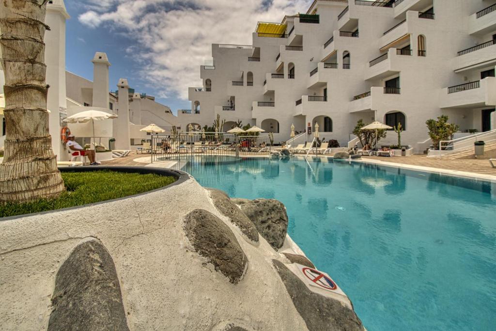 Apartment - Sleeps 4 - Jacuzzi - Terrace - Pool, Playa Fañabe