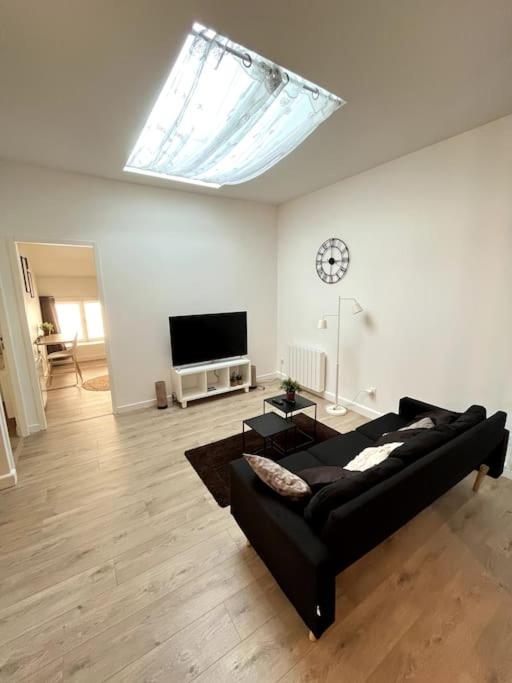 Luna - Moon 201 - Romans, Romans-sur-Isère