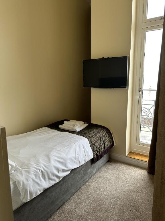 Glastonbury Hotel photo