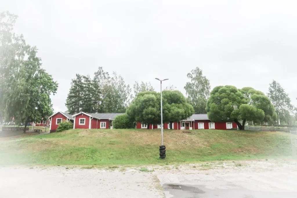 Skrå hostel - bed & business, hotel in Alnön